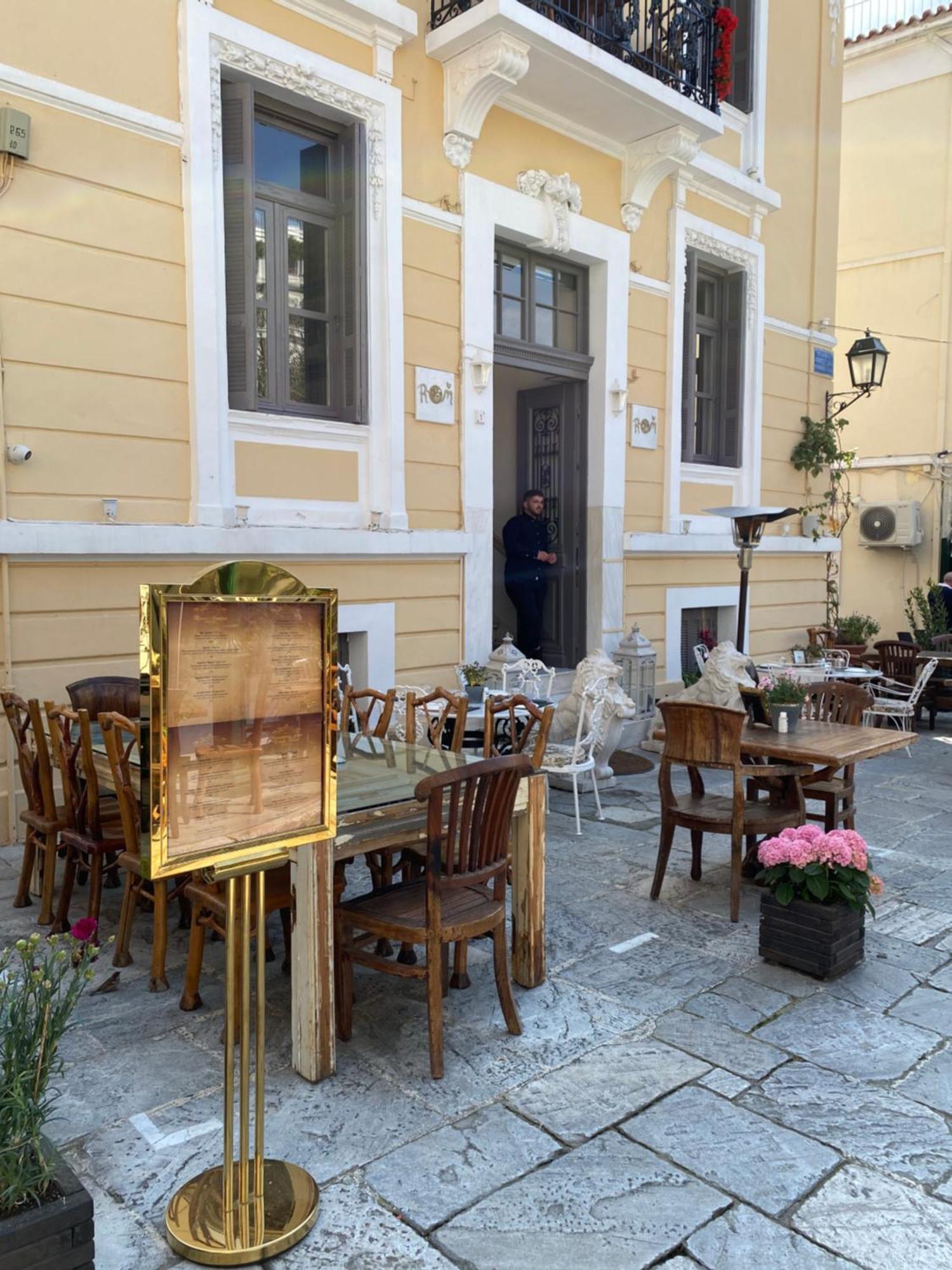 A Place 4 U Below Acropolis Apartment Athens Ngoại thất bức ảnh