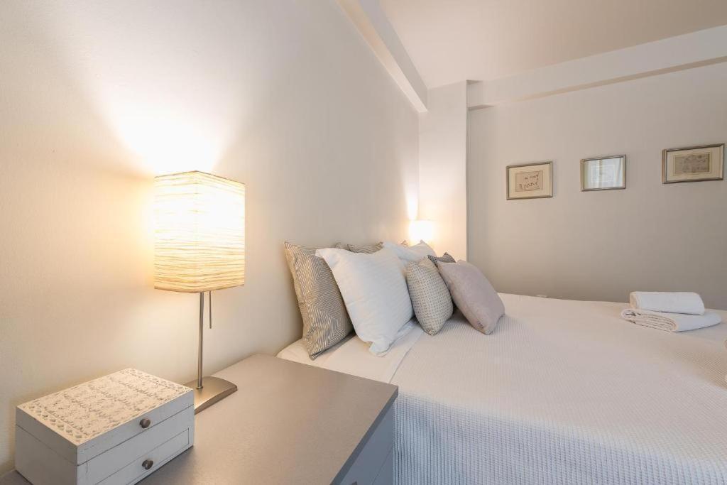 A Place 4 U Below Acropolis Apartment Athens Ngoại thất bức ảnh